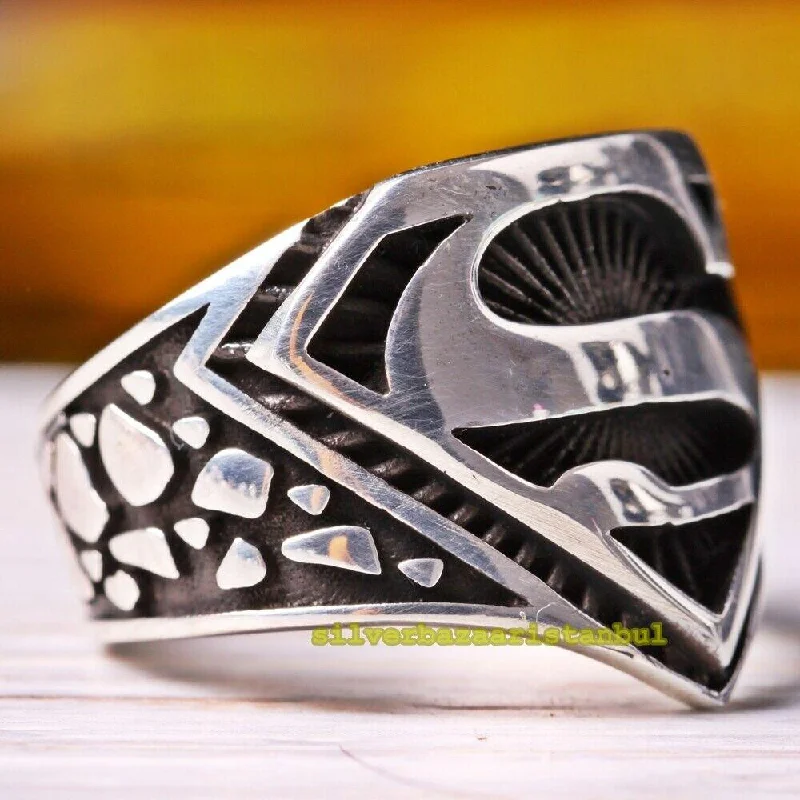 925 Sterling Silver Superman Design Luxury No Stone Mens Ring