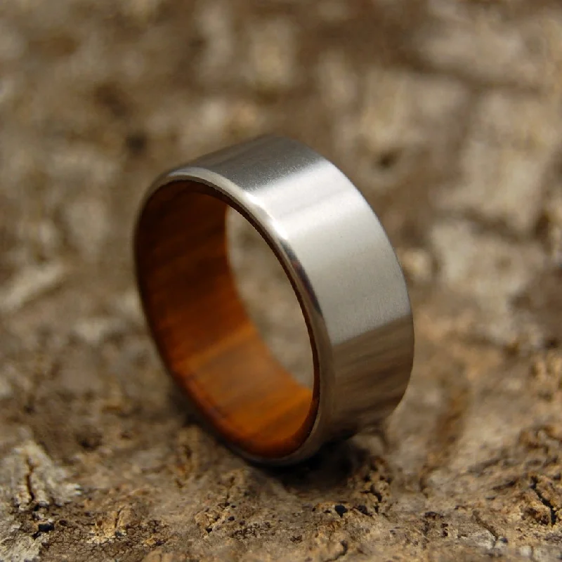 Ancient Kauri Kore | Men's Kauri Wood & Titanium Wedding Ring