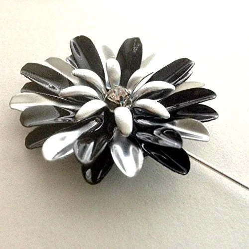 Black and Silver Tone Daisy Lapel Pin