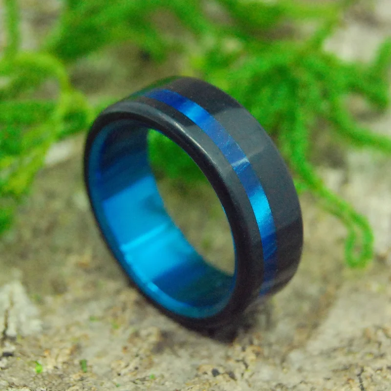 Replicant | Men's Titanium Wedding Ring