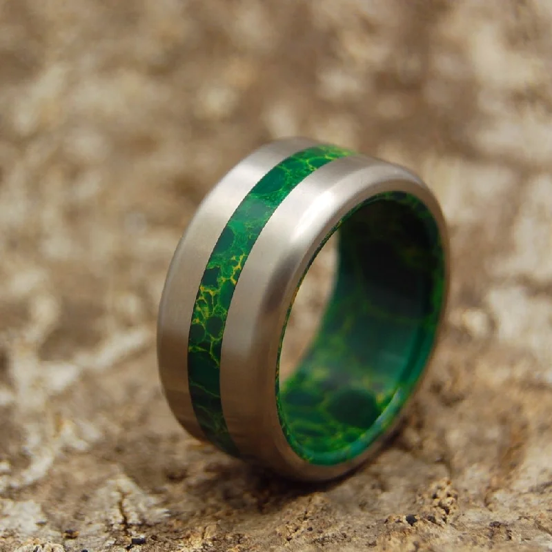 Bird Of Paradise Satin | Men's Egyptian Jade & Titanium Wedding Ring