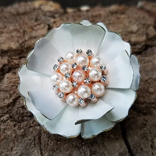 Distressed Off White Brooch with Simulated Pearls