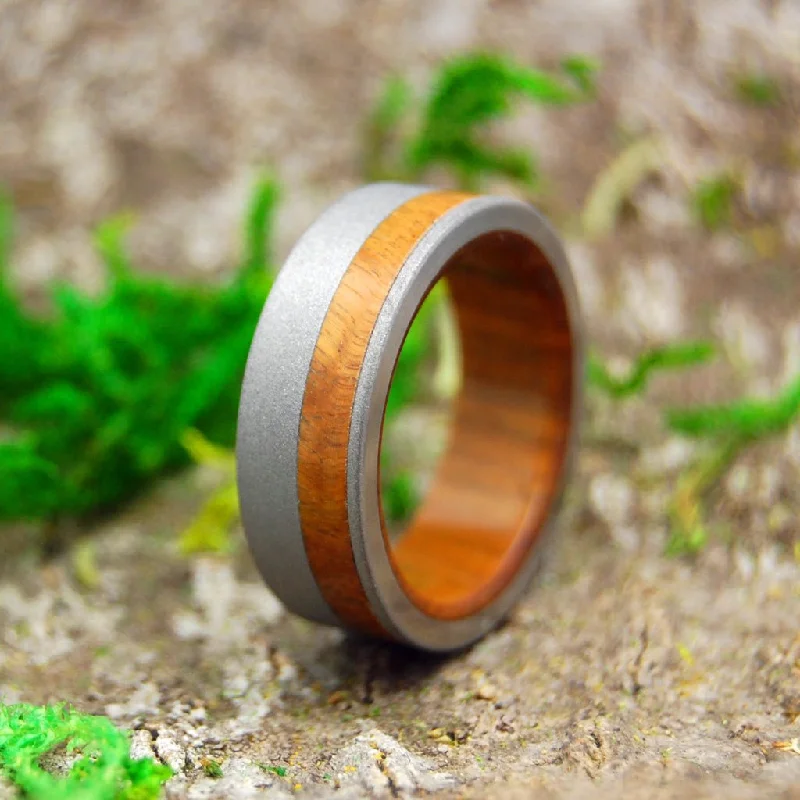 Olive Grove | Men's Olive Wood & Titanium Wedding Ring