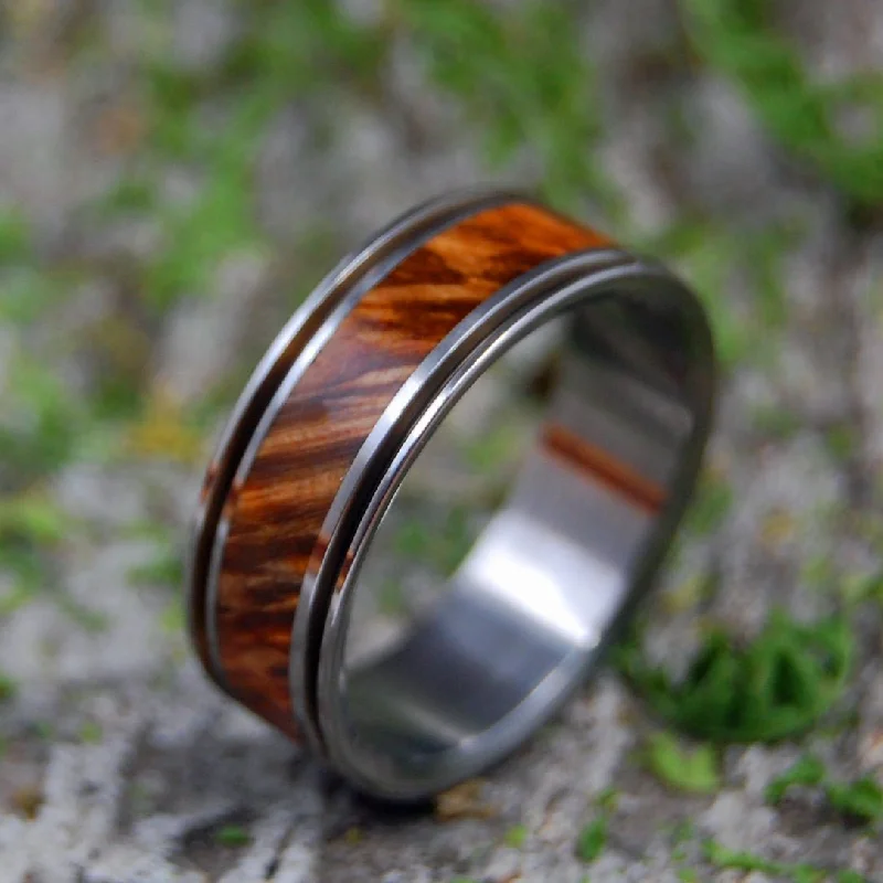 Alchemist | Men's Box Elder Wood & Titanium Wedding Ring