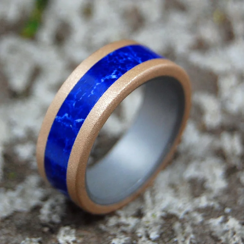 Jahira | Men's Stone, Bronze & Titanium Wedding Ring