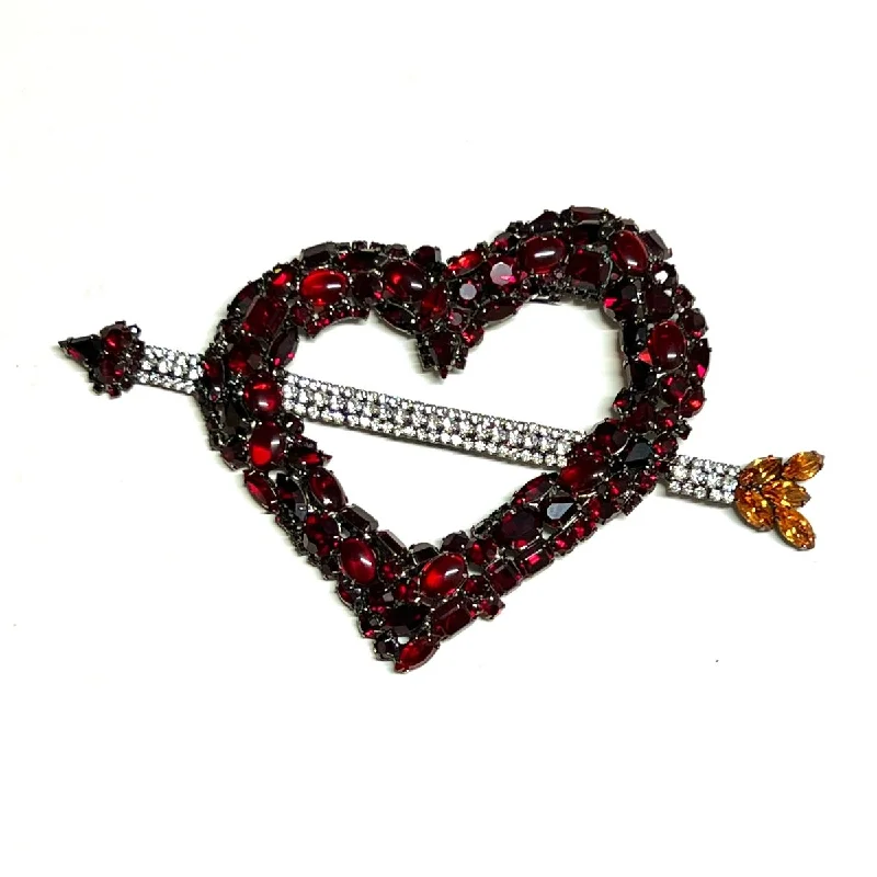 Moans Couture Brooch - You Steal My Heart Away