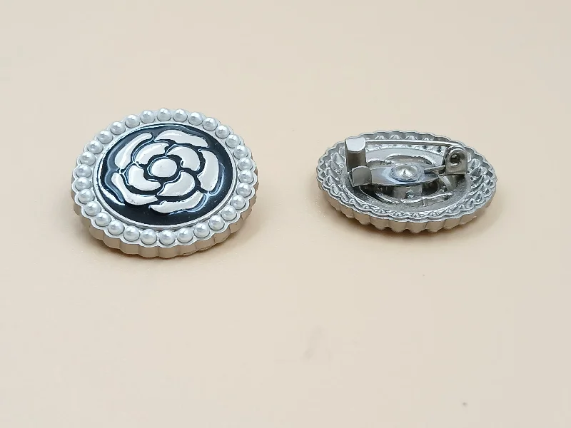 Silver & Black Round Metal Clips With Back Pin Brooch