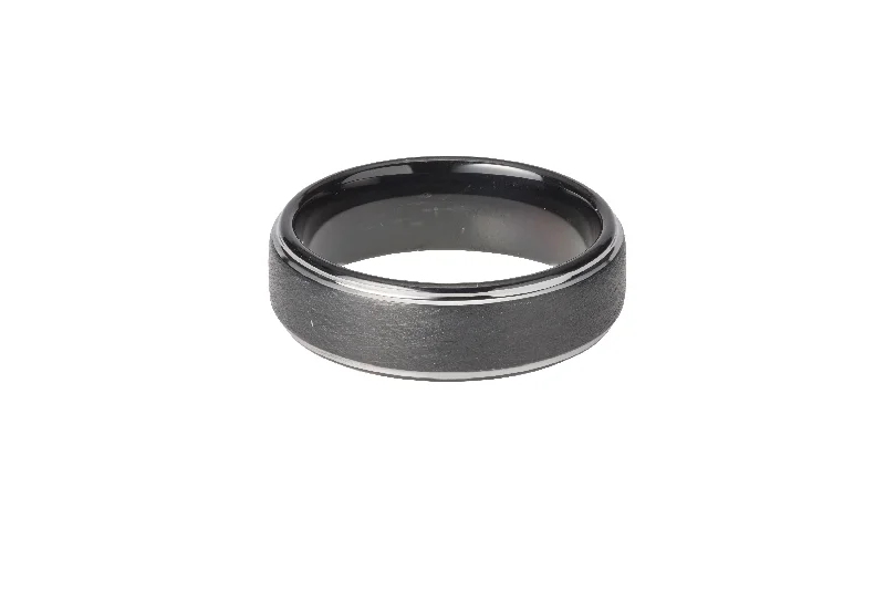 Unique & Co 7mm Black IP Tungsten Ring