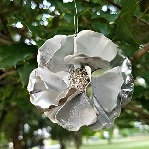 Victorian White and Silver